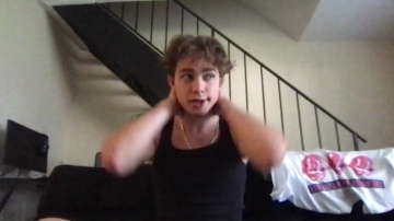 Prettiboiflacko  26-08-2021 video schoolgirl